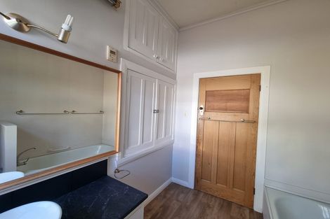 Photo of property in 19 Landscape Road, Mount Eden, Auckland, 1024