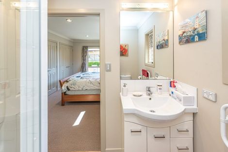 Photo of property in 16 Gilligan Close, College Estate, Whanganui, 4500