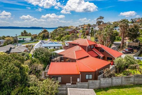 Photo of property in 118 Stanmore Bay Road, Stanmore Bay, Whangaparaoa, 0932