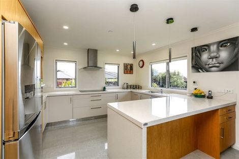 Photo of property in 6 Marlin Terrace, Bell Block, New Plymouth, 4312