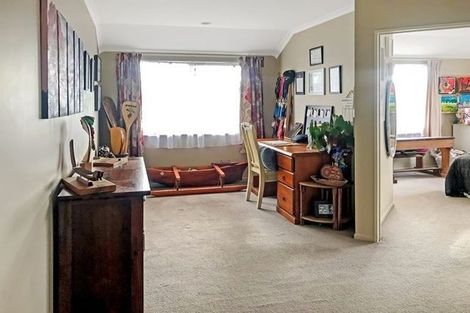 Photo of property in 2/60 Salisbury Road, Birkdale, Auckland, 0626