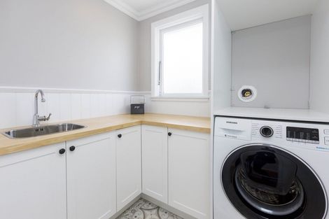 Photo of property in 16 Thackeray Street, Trentham, Upper Hutt, 5018