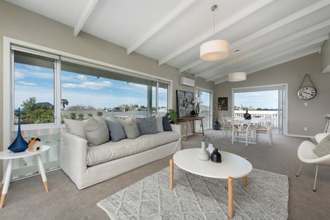 Photo of property in 27 Hillcrest Road, Otumoetai, Tauranga, 3110