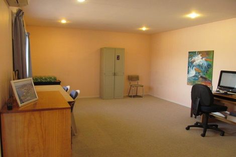 Photo of property in 4 Mayfair Grove, Alexandra, 9320