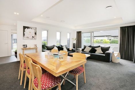 Photo of property in 28 Northside Drive, Waikiwi, Invercargill, 9810