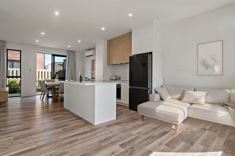 Photo of property in 71 Mangahoe Road, Mount Wellington, Auckland, 1062