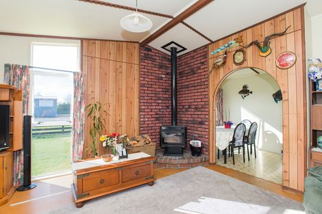 Photo of property in 151 Onslow Road, Patutahi, Gisborne, 4072