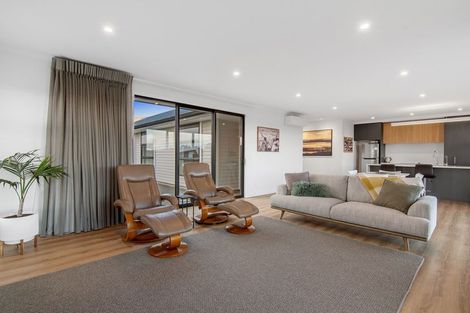 Photo of property in 67 Katania Heights, Brightwater, 7022