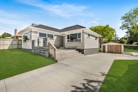 Photo of property in 34 Hallberry Road, Mangere East, Auckland, 2024