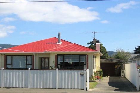 Photo of property in 16 Tawai Street, Trentham, Upper Hutt, 5018