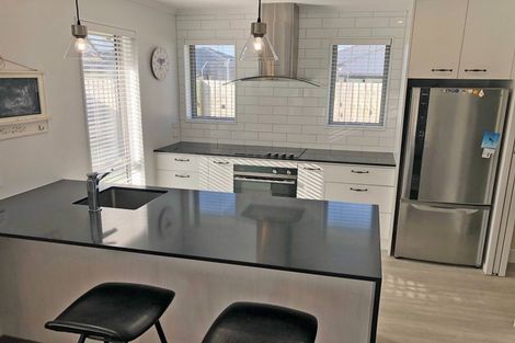 Photo of property in 6 Shrimpton Avenue, Woodend, 7610