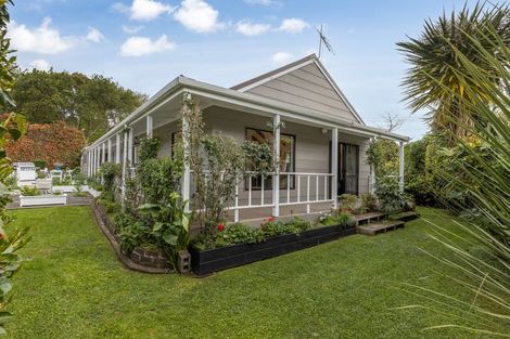 Photo of property in 133 Raumati Road, Raumati Beach, Paraparaumu, 5032