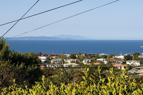 Photo of property in 41 Elliston Crescent, Stanmore Bay, Whangaparaoa, 0932