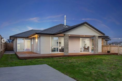 Photo of property in 1 Saddlers Way, Papamoa, 3118