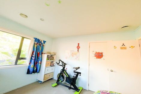 Photo of property in 60 Erlestoke Crescent, Churton Park, Wellington, 6037