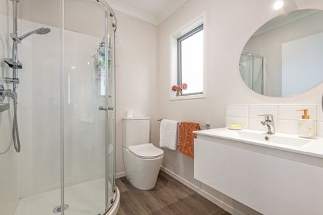 Photo of property in 5a Aokautere Drive, Fitzherbert, 4410