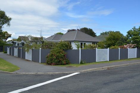 Photo of property in 32 Joseph Street, Waverley, Invercargill, 9810