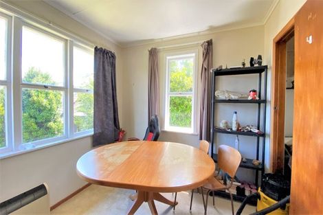 Photo of property in 17 William Souter Street, Forrest Hill, Auckland, 0620