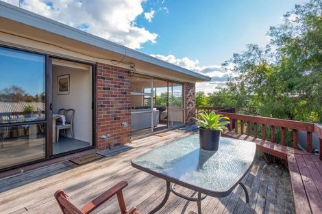 Photo of property in 40 Akoranga Drive, Northcote, Auckland, 0627