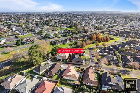 Photo of property in 25 Carisbrook Crescent, Papakura, 2110