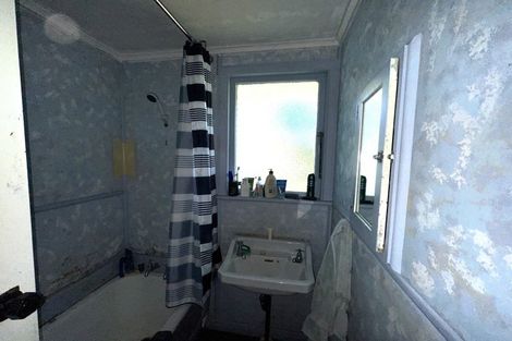 Photo of property in 16 Williams Avenue, Ohura, 3926