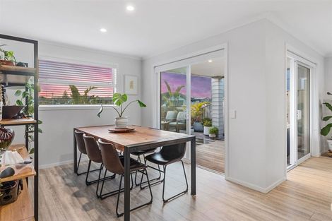 Photo of property in 17 Parkside Mews, Papamoa, 3118