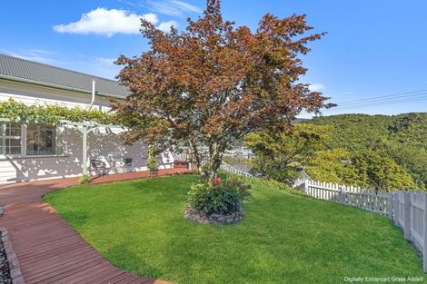 Photo of property in 19 Milton Terrace, Picton, 7220