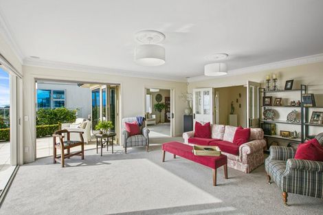 Photo of property in 448 Devon Street West, Lynmouth, New Plymouth, 4310