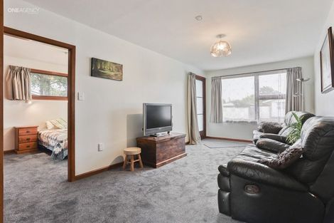 Photo of property in 4a Weston Place, Rangiora, 7400