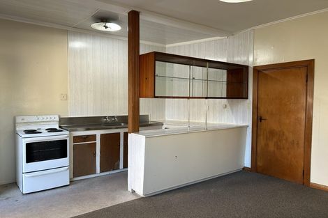 Photo of property in 34 The Parade, Island Bay, Wellington, 6023