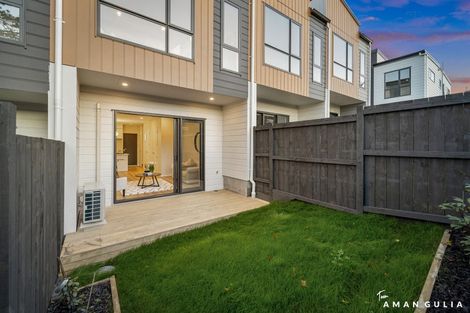 Photo of property in 95a Woodglen Road, Glen Eden, Auckland, 0602