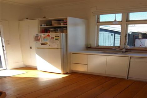 Photo of property in 11 Thistle Street, Napier South, Napier, 4110