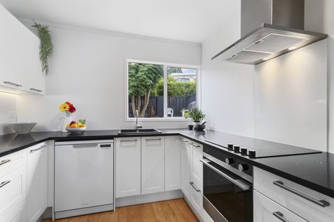 Photo of property in 1/12 Steen Place, Mangere Bridge, Auckland, 2022