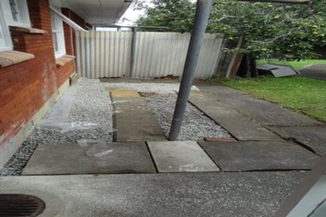 Photo of property in 2/1 Evelyn Place, Hillcrest, Auckland, 0627