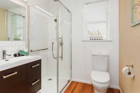 Photo of property in 48b Queens Grove, Hutt Central, Lower Hutt, 5010