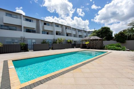 Photo of property in 25/3 Riverside Road, Orewa, 0931