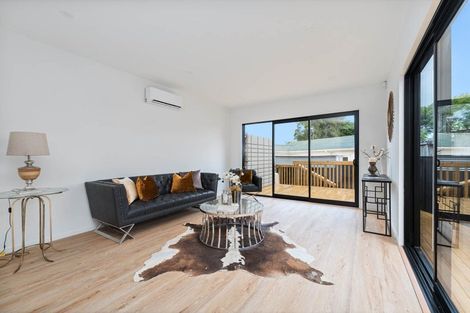 Photo of property in 1/46 Jillian Drive, Ranui, Auckland, 0612