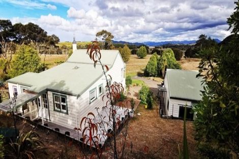 Photo of property in 152 Moewai Road, Whitianga, 3591