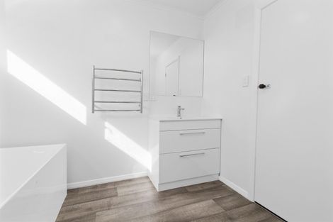 Photo of property in 39 Yeats Crescent, Fairfield, Hamilton, 3214