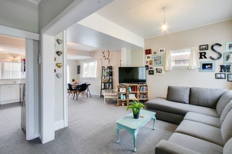 Photo of property in 703 Oak Road, Akina, Hastings, 4122