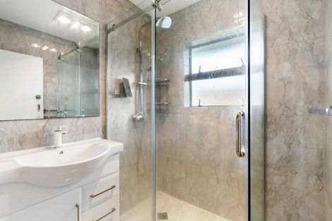 Photo of property in 2/246 Shirley Road, Papatoetoe, Auckland, 2025