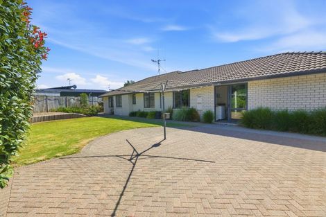 Photo of property in 30 Seabreeze Place, Papamoa Beach, Papamoa, 3118