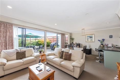 Photo of property in 25 Alverna Heights View, Gulf Harbour, Whangaparaoa, 0930