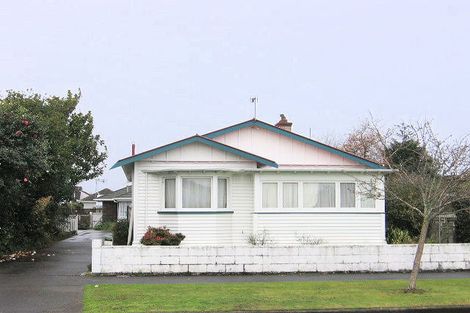 Photo of property in 41 Brightwater Terrace, Terrace End, Palmerston North, 4410