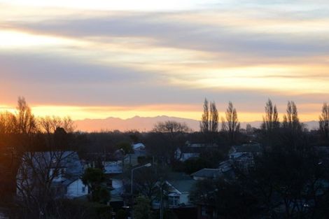 Photo of property in 200 Centaurus Road, Saint Martins, Christchurch, 8022