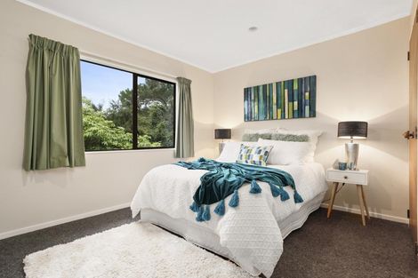 Photo of property in 174 Shaw Road, Oratia, Auckland, 0604