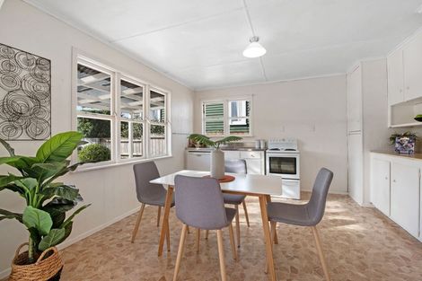 Photo of property in 1/28 Neal Avenue, Glenfield, Auckland, 0629