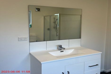 Photo of property in 1/158 Kings Crescent, Hutt Central, Lower Hutt, 5010