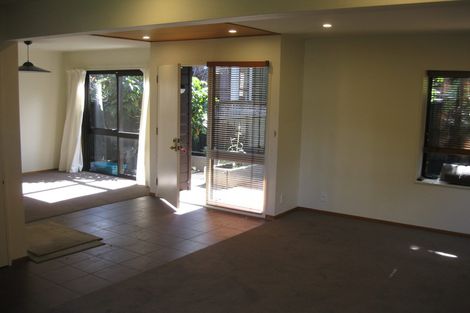 Photo of property in 1/27 Macdonald Crescent, Te Aro, Wellington, 6011