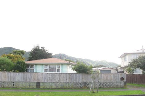 Photo of property in 21 Clouston Park Road, Clouston Park, Upper Hutt, 5018